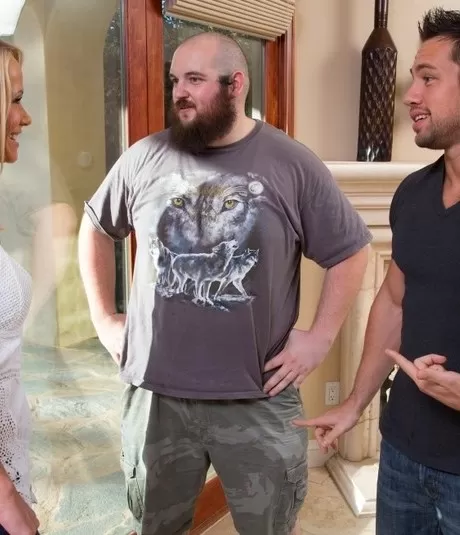 Белокурая пума Симона Соней занимается жестким сексом с молодым кр 3