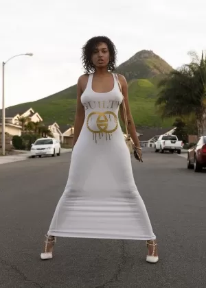 Зиши Ноэль Моник