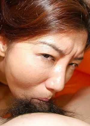 Порнозвезды Морган Ли и Алина Лопес делятся поцелуем со спермой после траха втроем