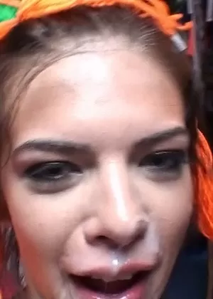 Блондинка порнозвезда Кейт Харрингтон занимается групповым сексом с парой пар