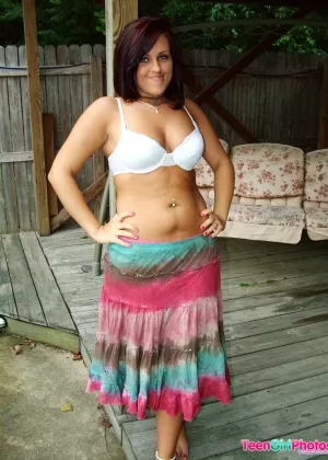 Пизда: На открытом воздухе фото 147