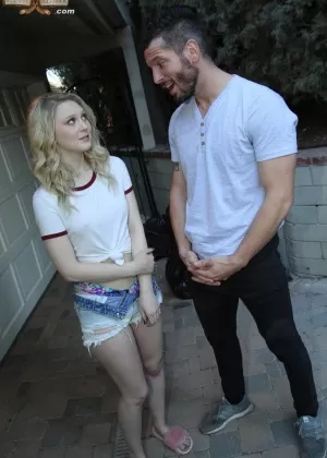 Развратные жены Ева Энджел Софи Мун испачкались на кухне