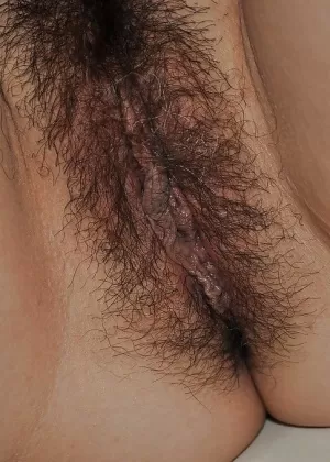 Asian lady Yumi Ohno has some nipples tweaking and pussy fingering fun