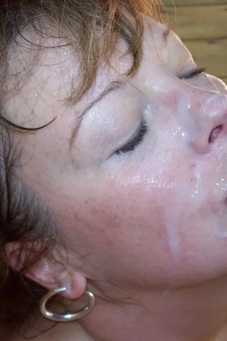 Кончают на лицо взрослым женщинам картинка 5123