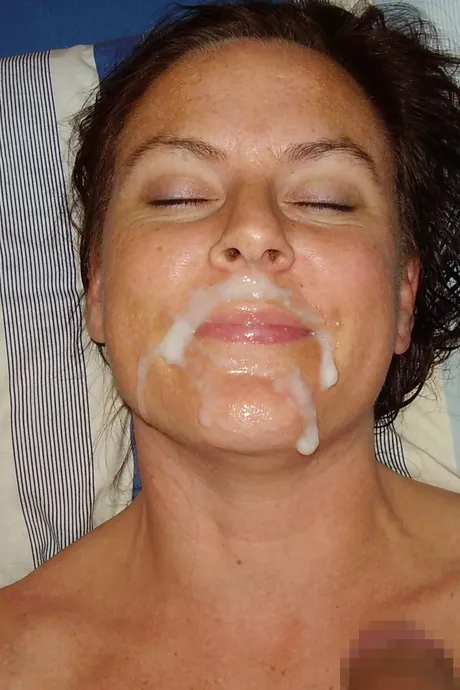 Взрослые женщины в сперме. Домашнее картинка 3363